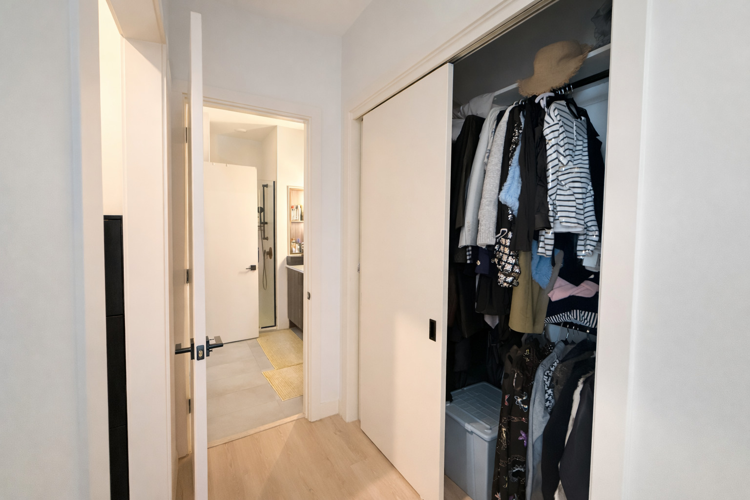 948 W Sunnyside Avenue Unit: 404