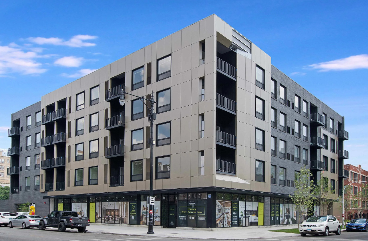 948 W Sunnyside Avenue Unit: 404