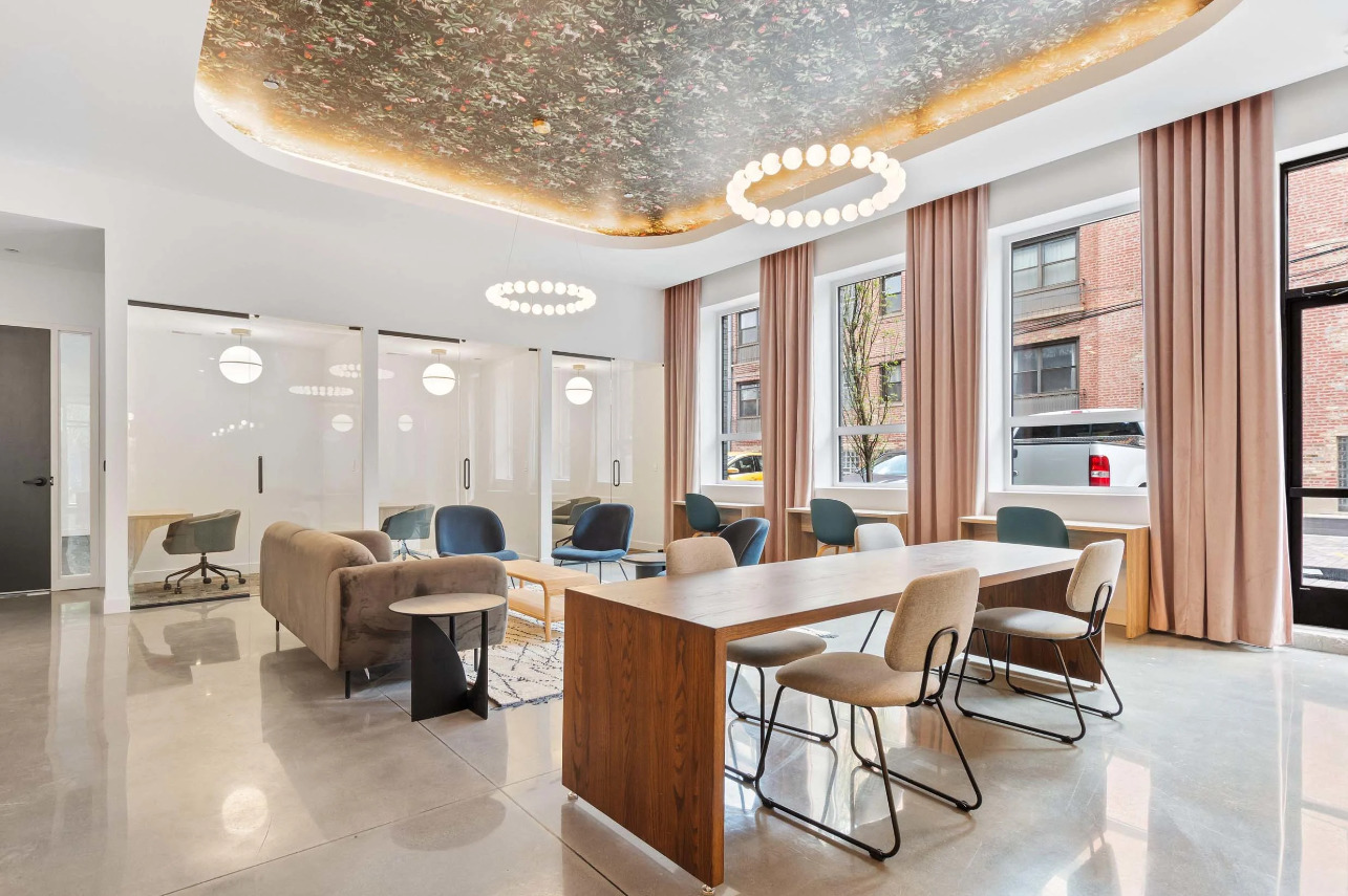 948 W Sunnyside Avenue Unit: 404