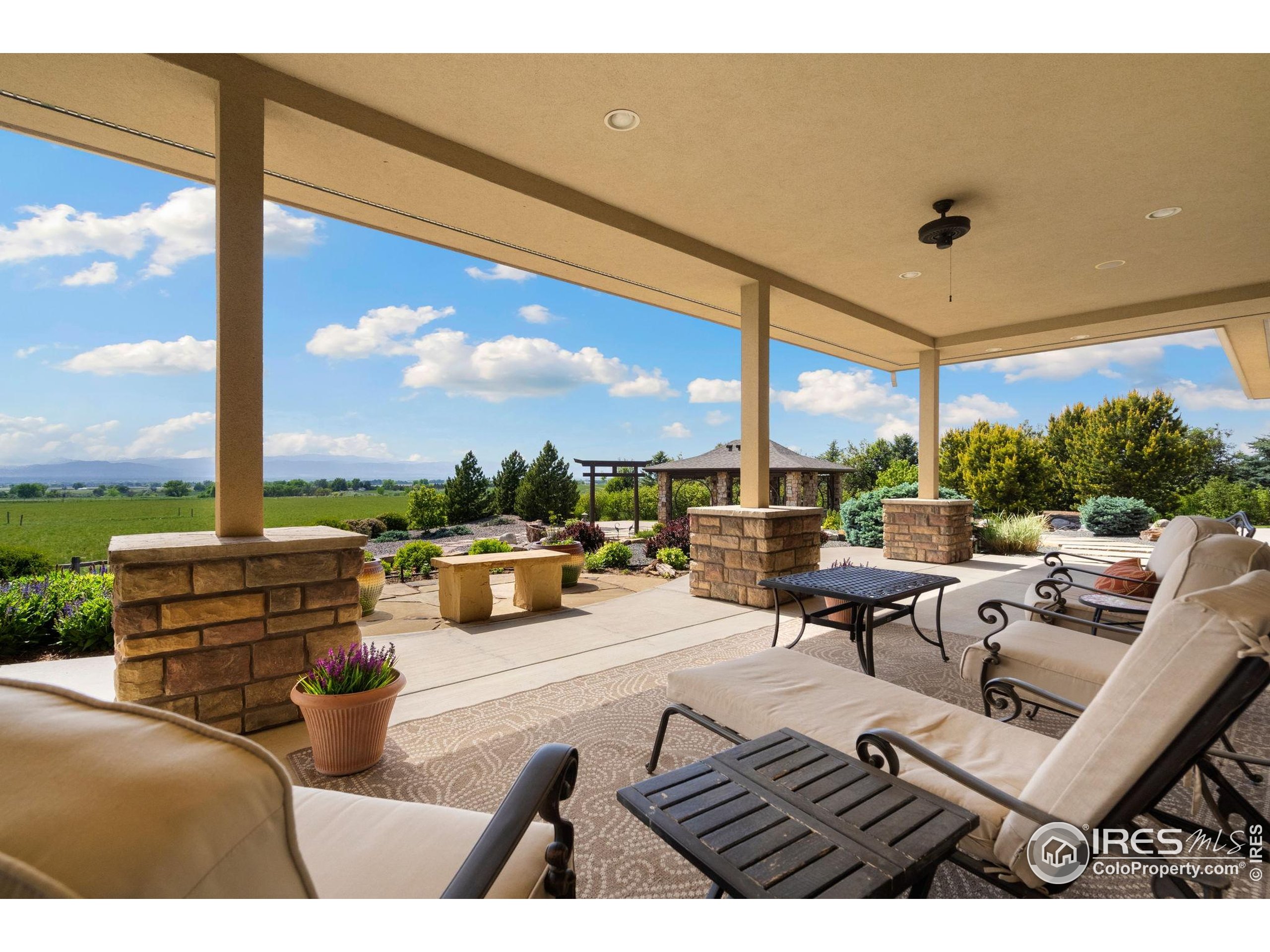 7677 Carlson Ct