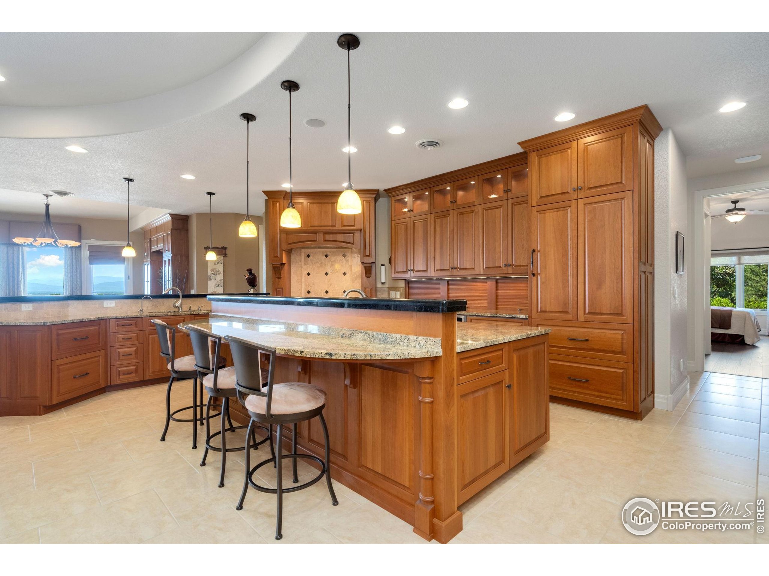 7677 Carlson Ct