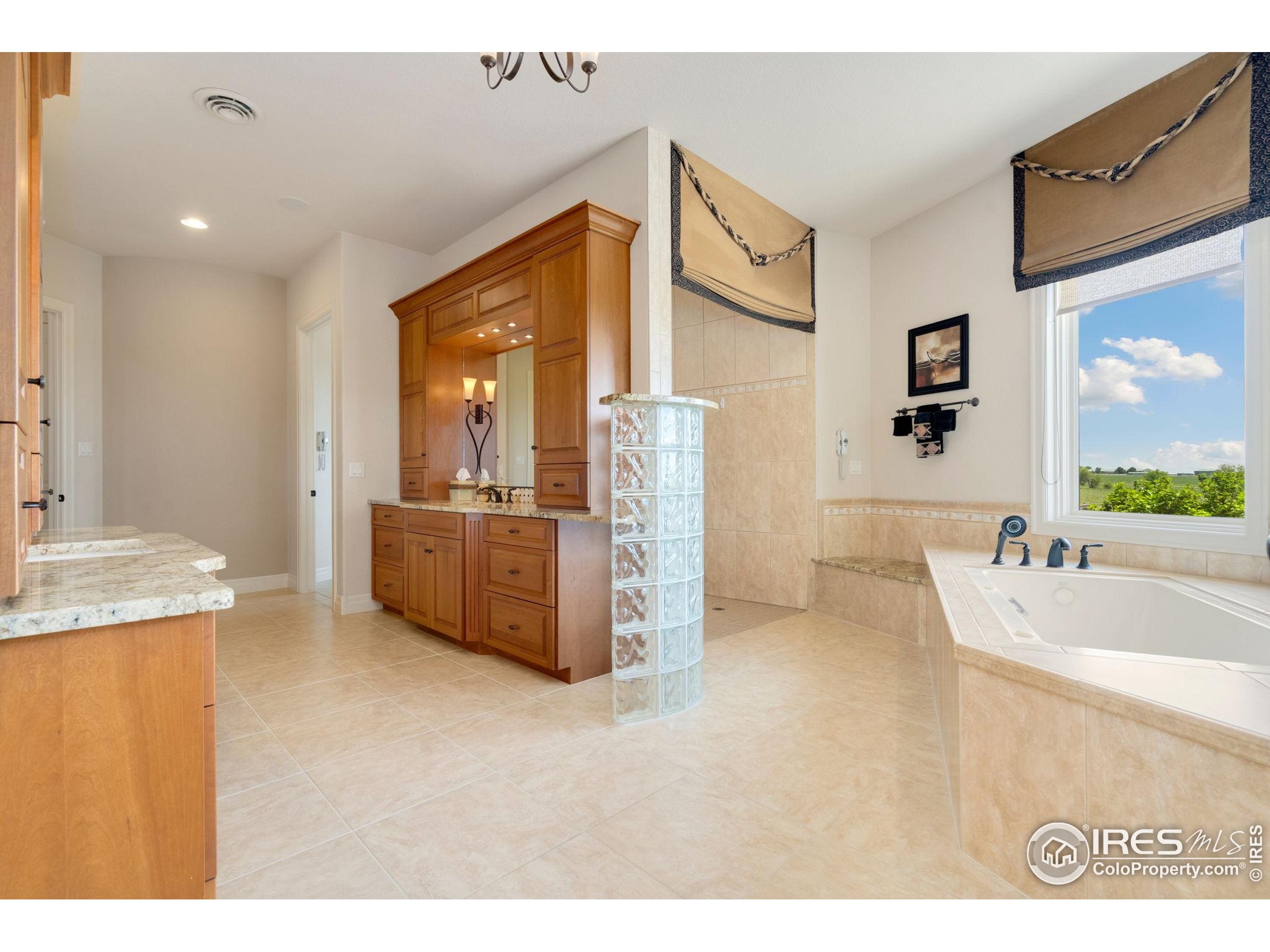 7677 Carlson Ct