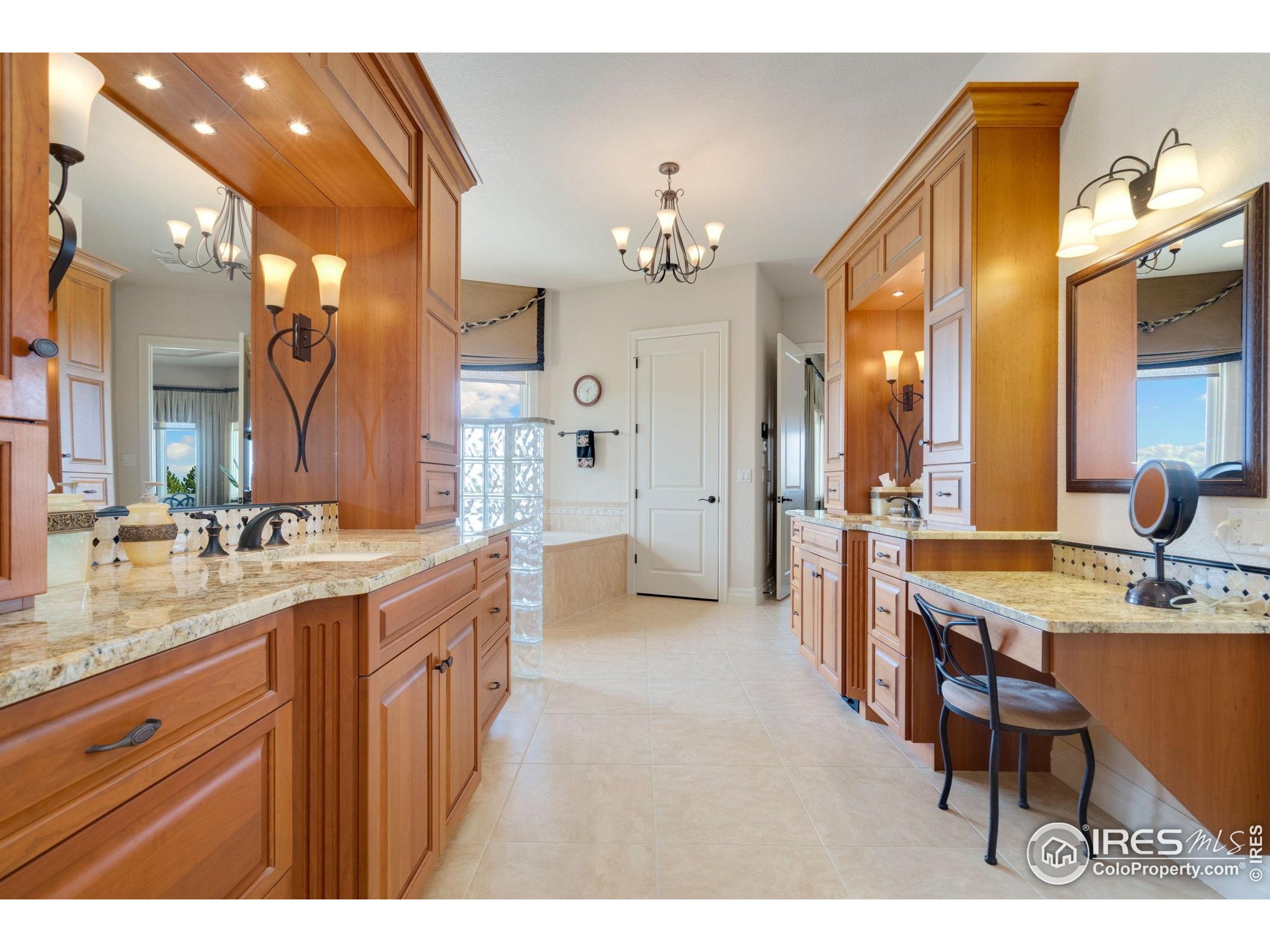 7677 Carlson Ct