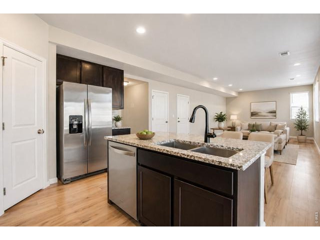 109 Morgan Cir S