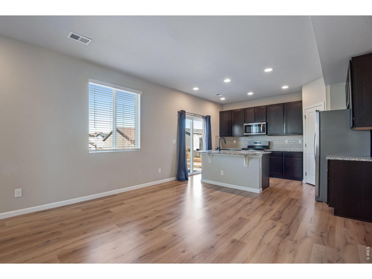 109 Morgan Cir S