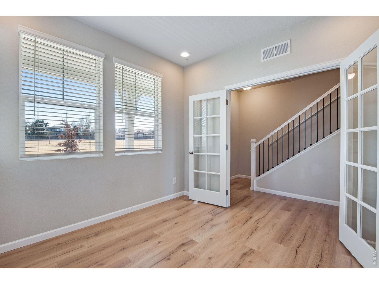 109 Morgan Cir S