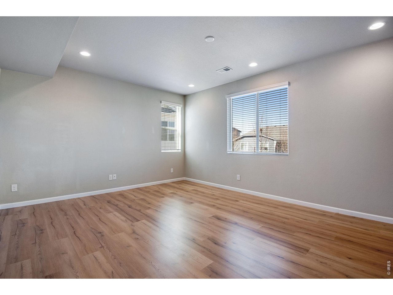 109 Morgan Cir S