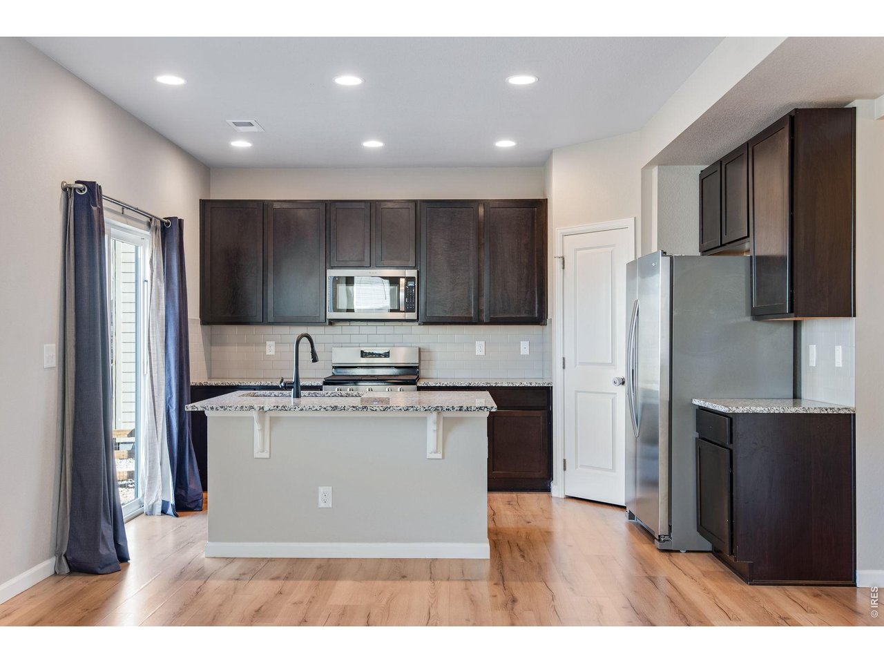 109 Morgan Cir S