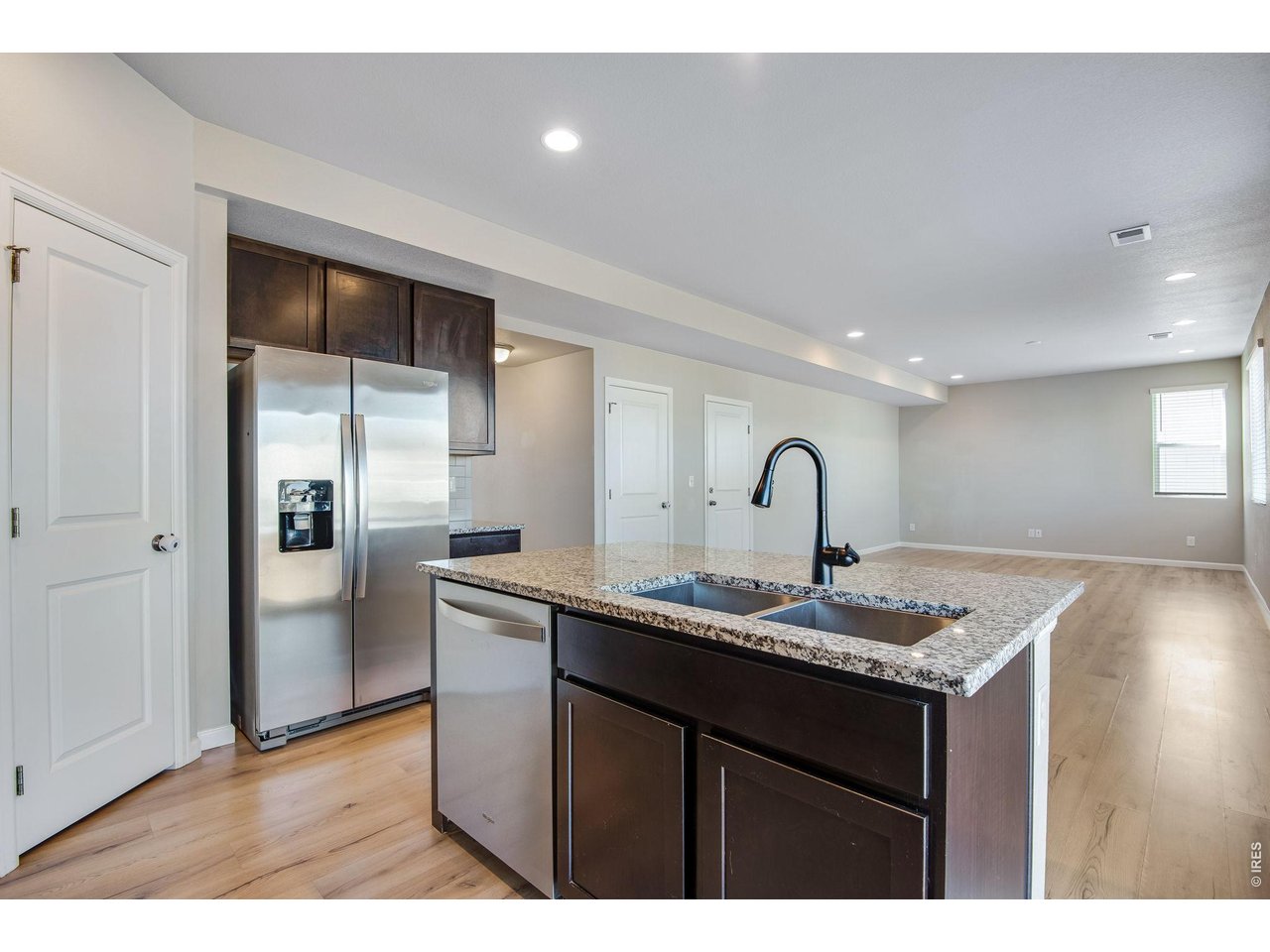 109 Morgan Cir S