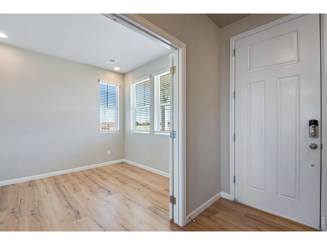 109 Morgan Cir S