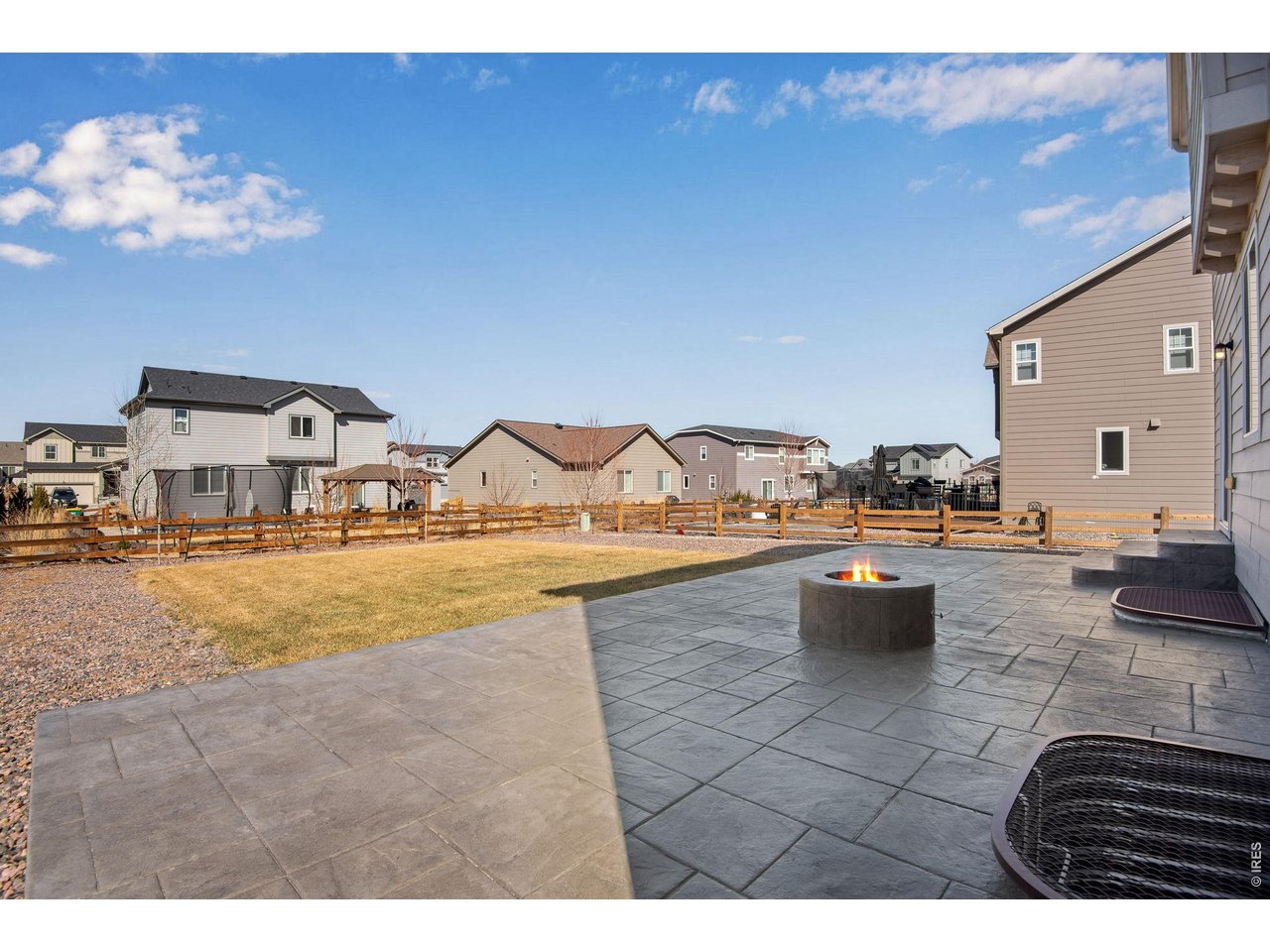 109 Morgan Cir S