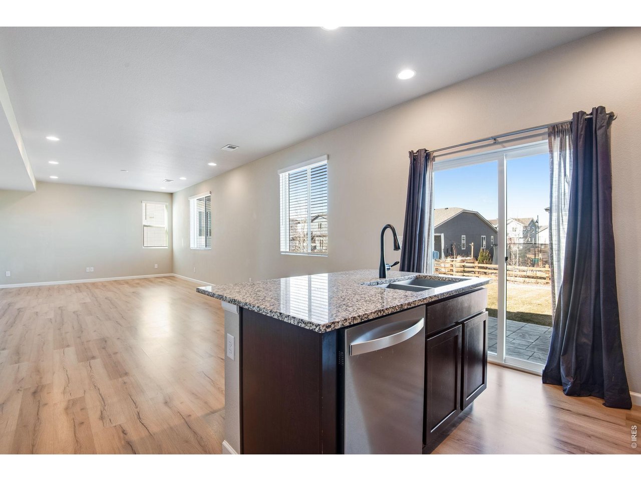 109 Morgan Cir S
