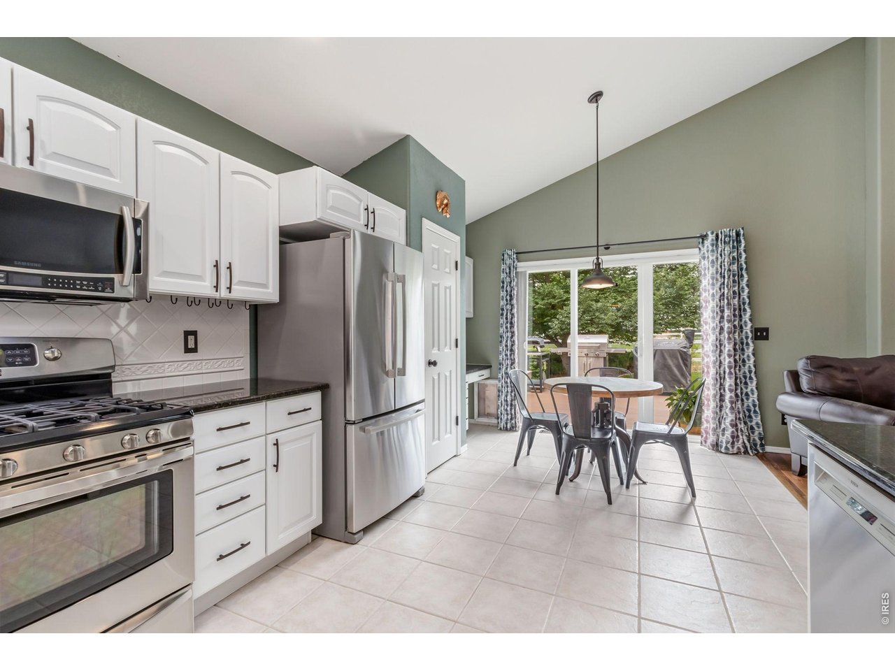 1421 Snook Ct
