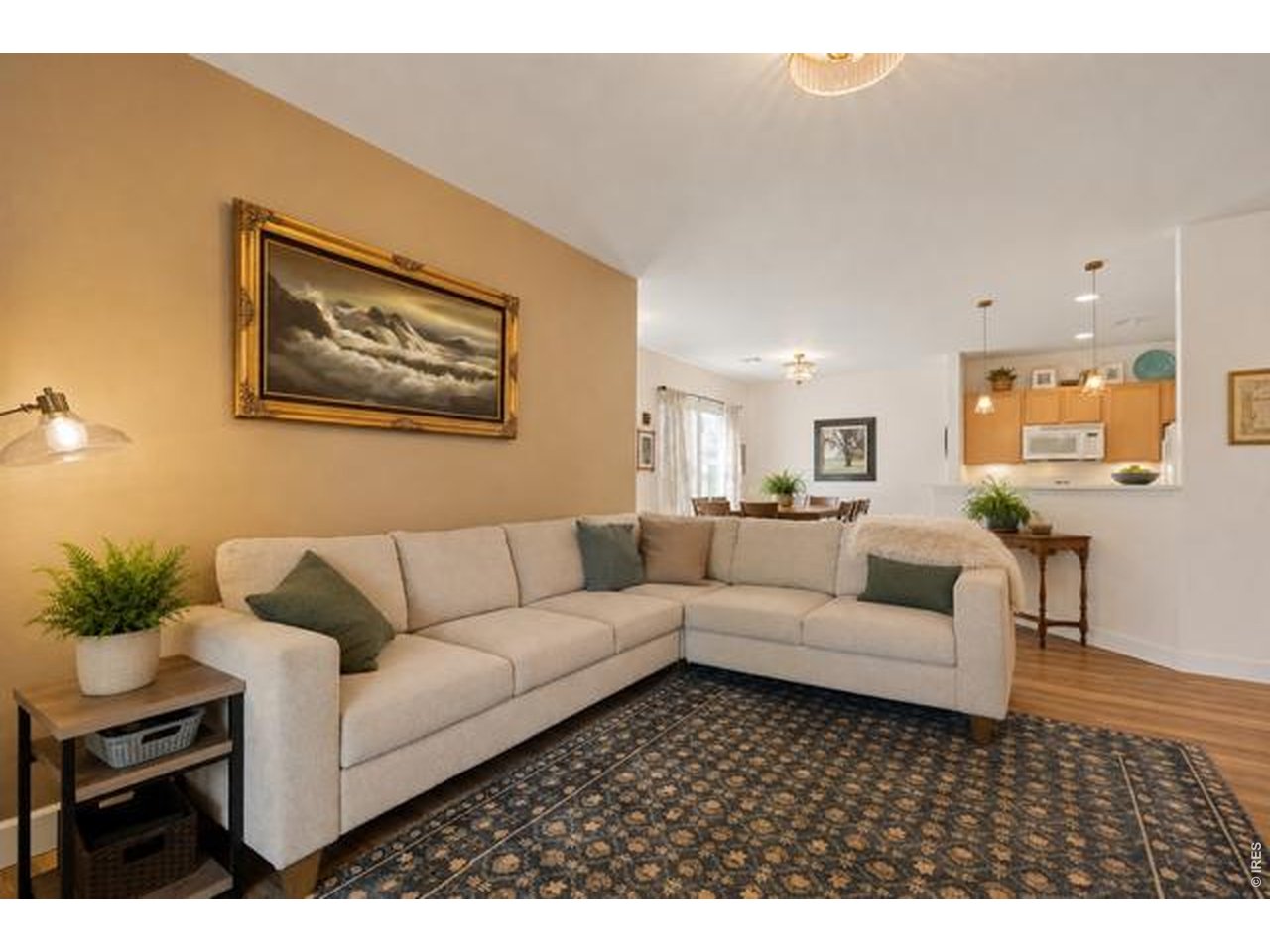 2302 Owens Ave 103
