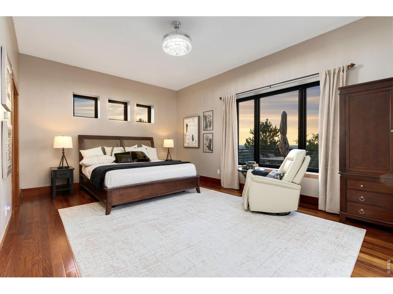 7730 Park Ridge Cir