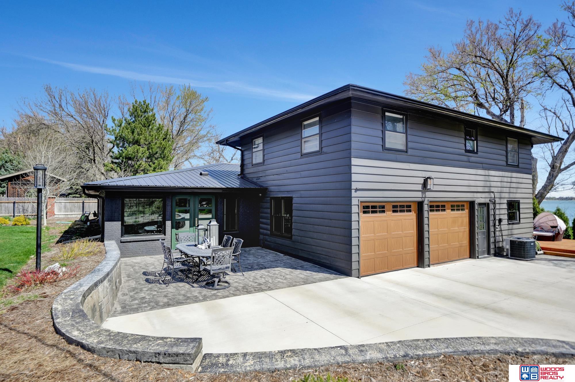209 N Maloney Drive