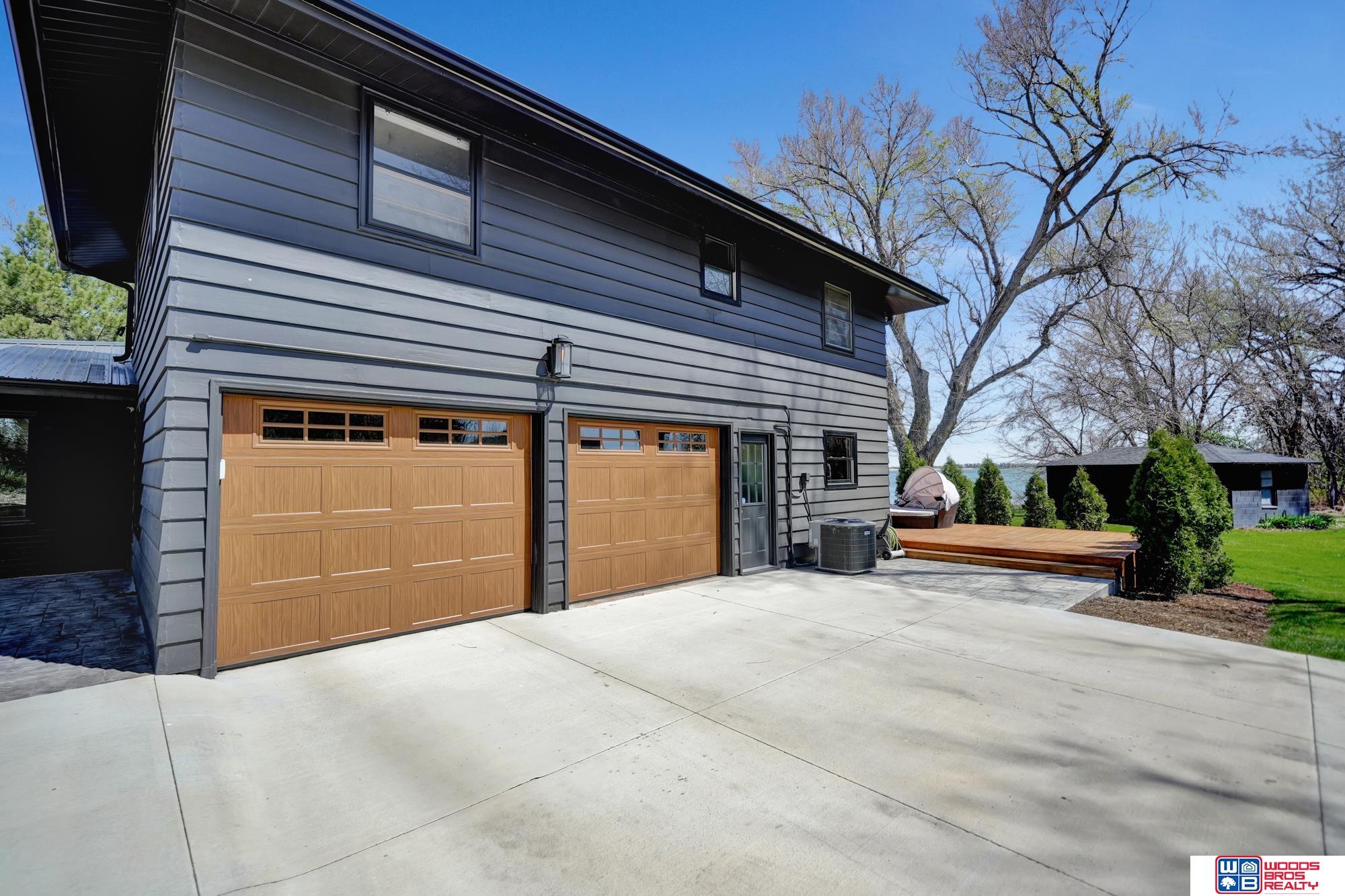 209 N Maloney Drive