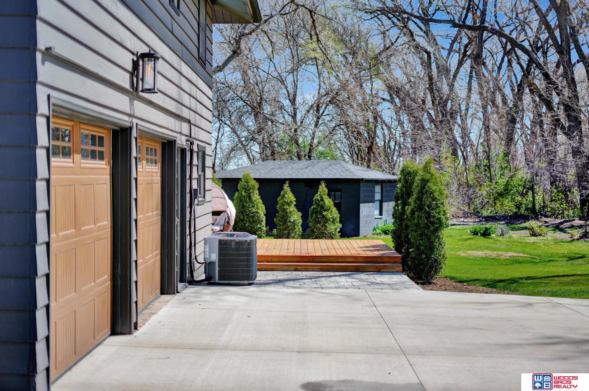 209 N Maloney Drive