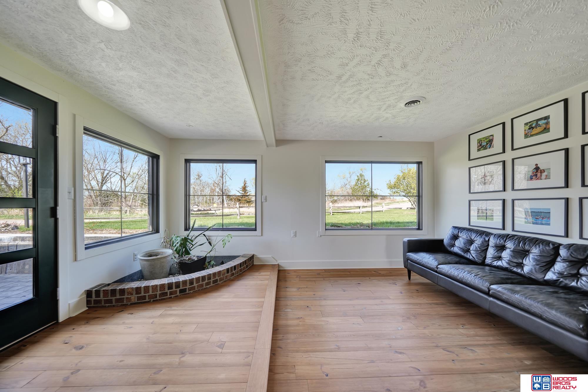 209 N Maloney Drive