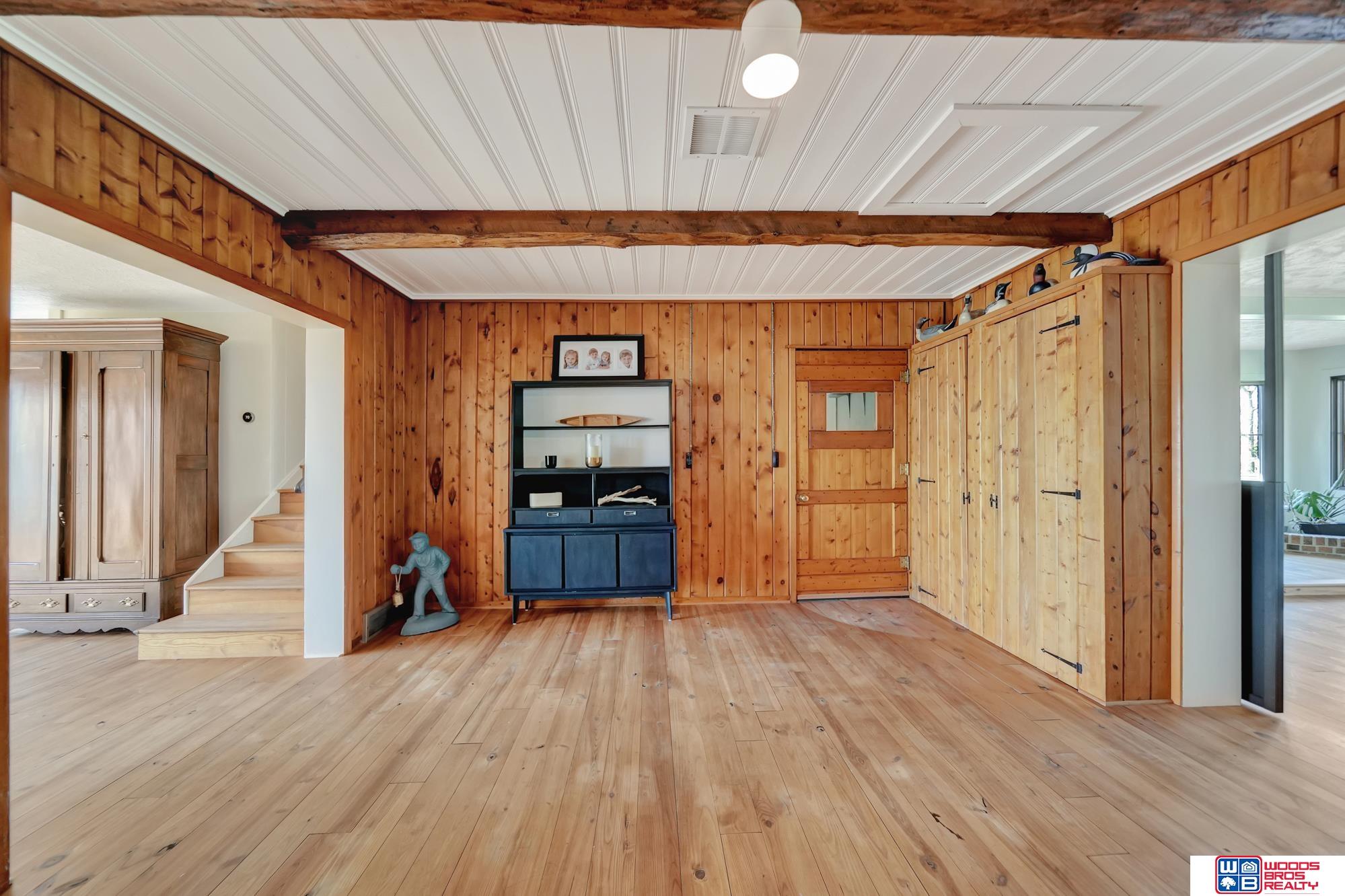 209 N Maloney Drive