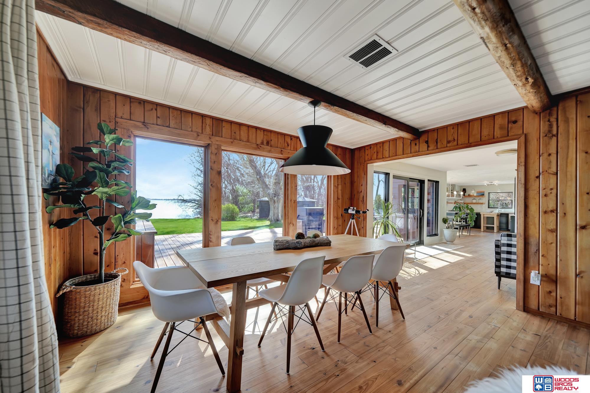 209 N Maloney Drive