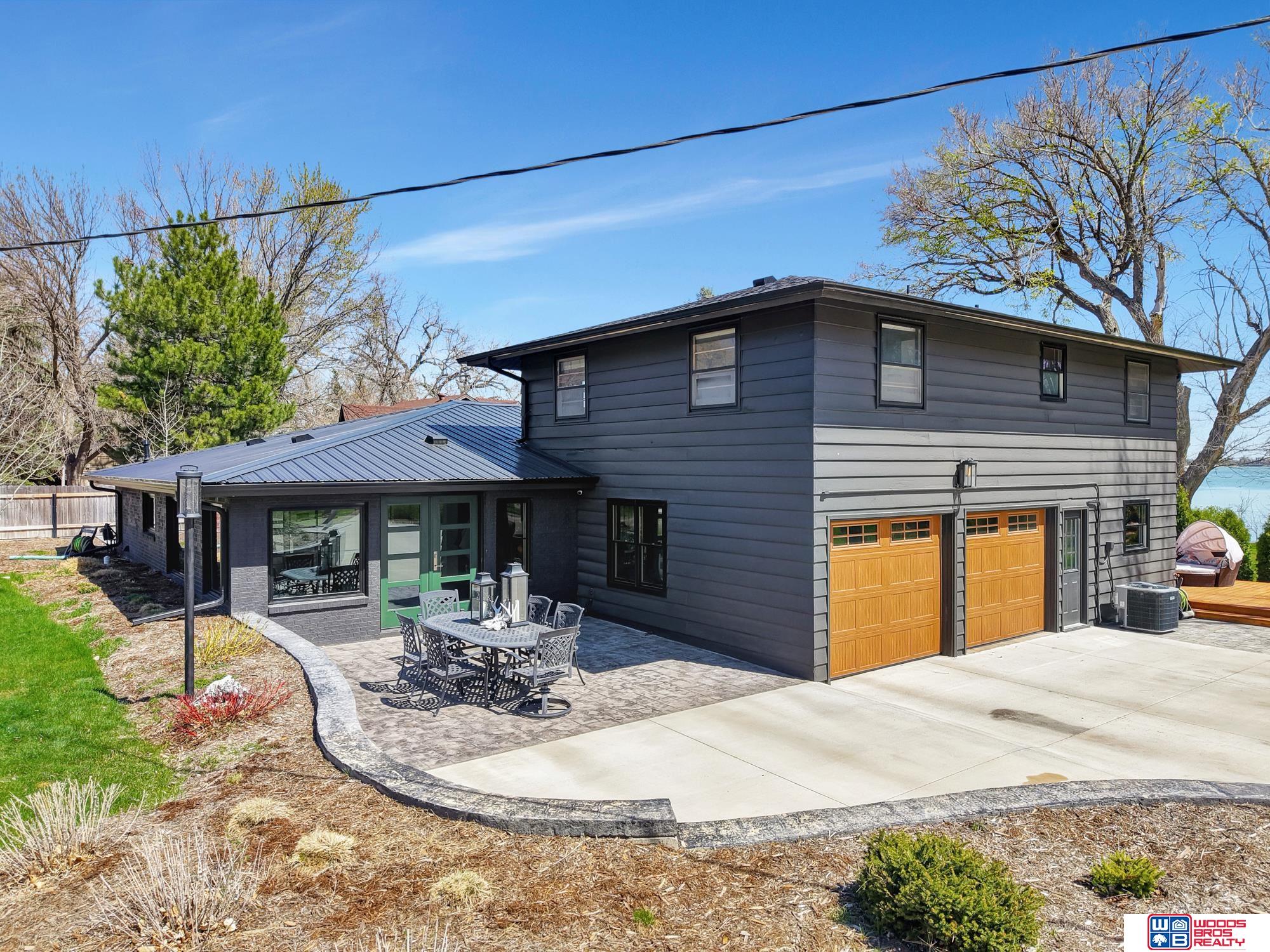 209 N Maloney Drive