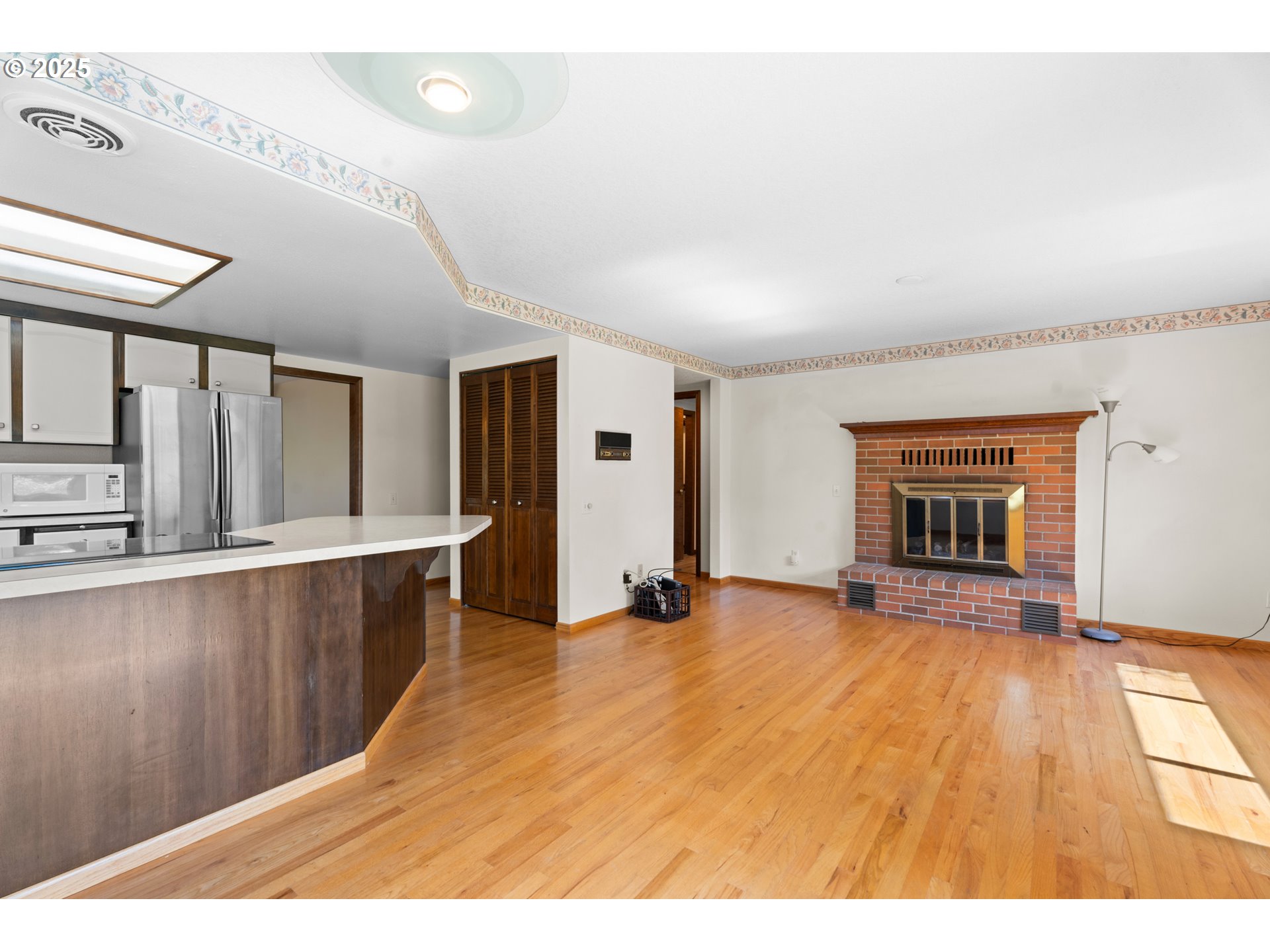2352 NE 151ST AVE