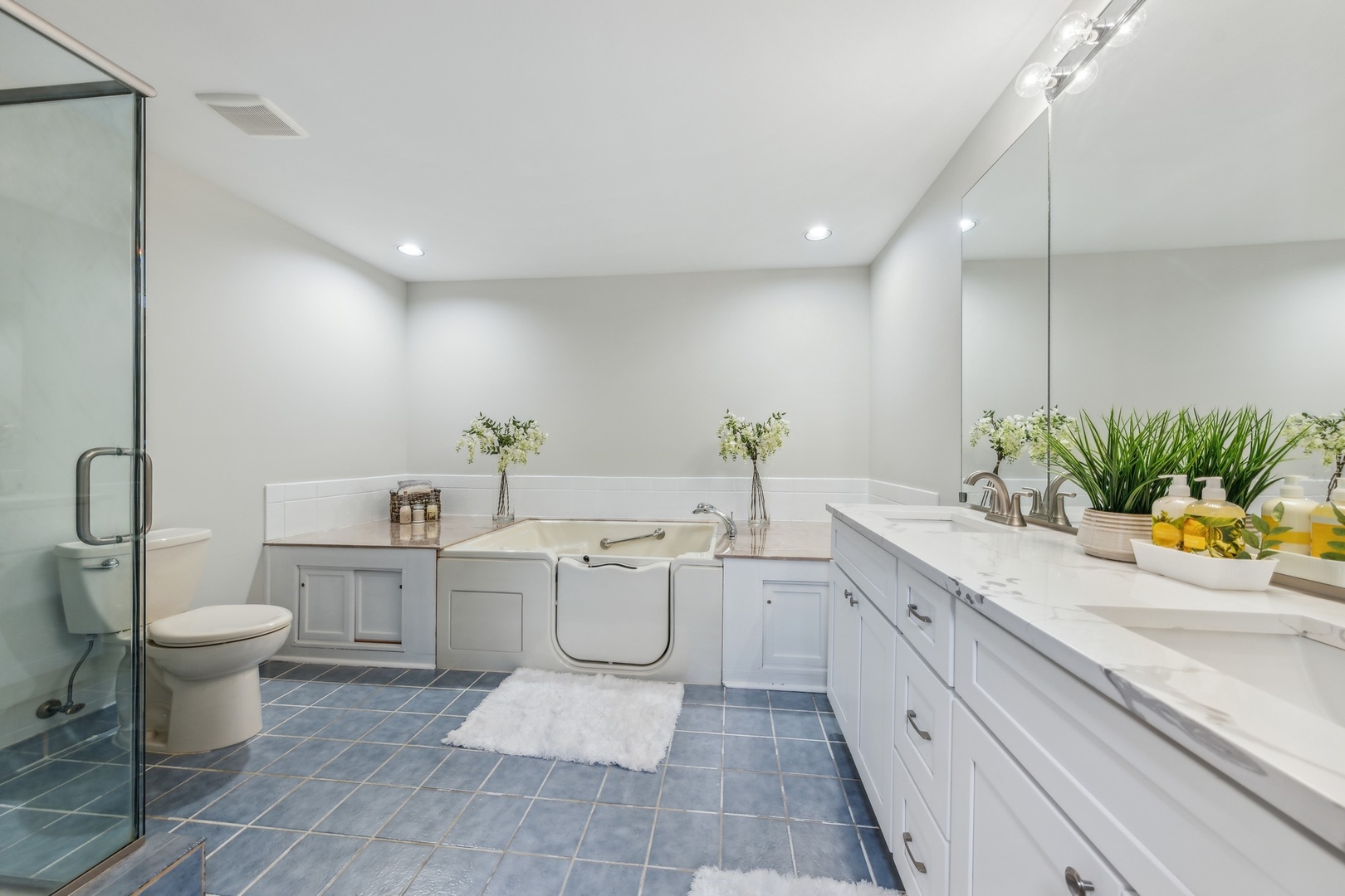 1017 Mistwood Lane Unit: A
