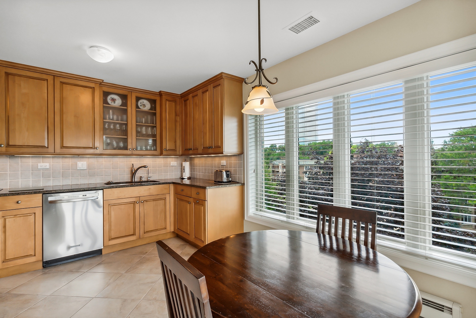 5 Oak Brook Club Drive Unit: P7N