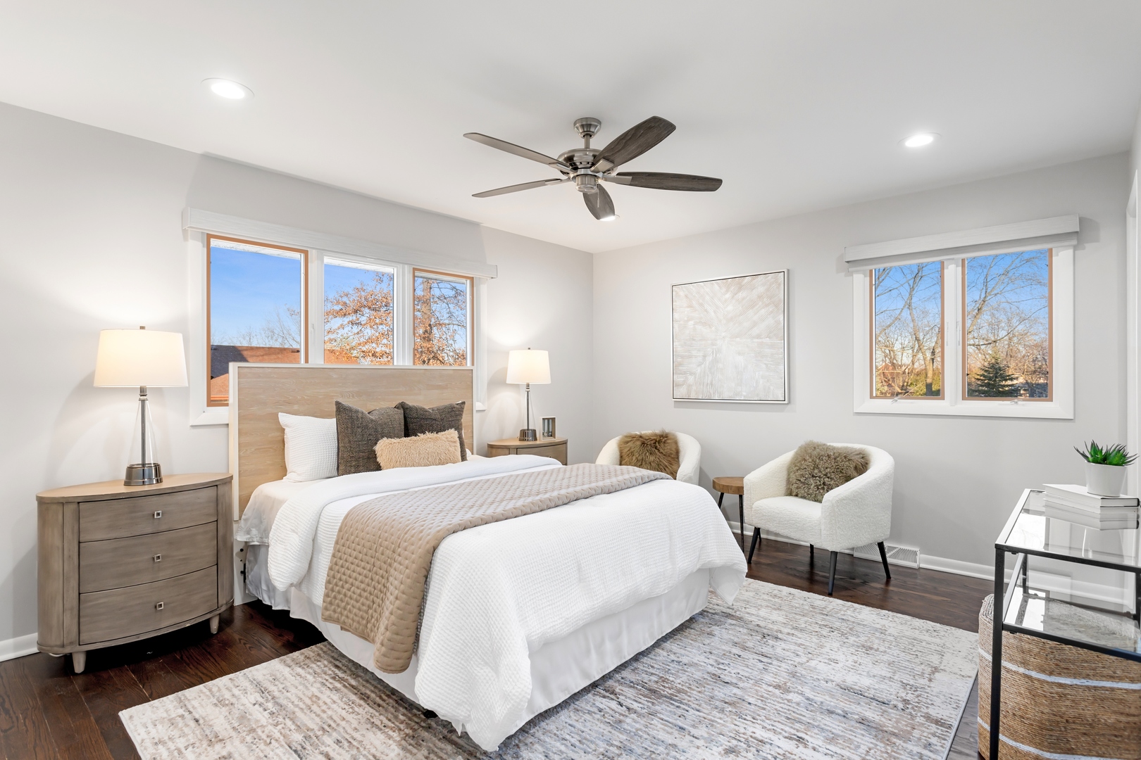 158 Chaucer Court