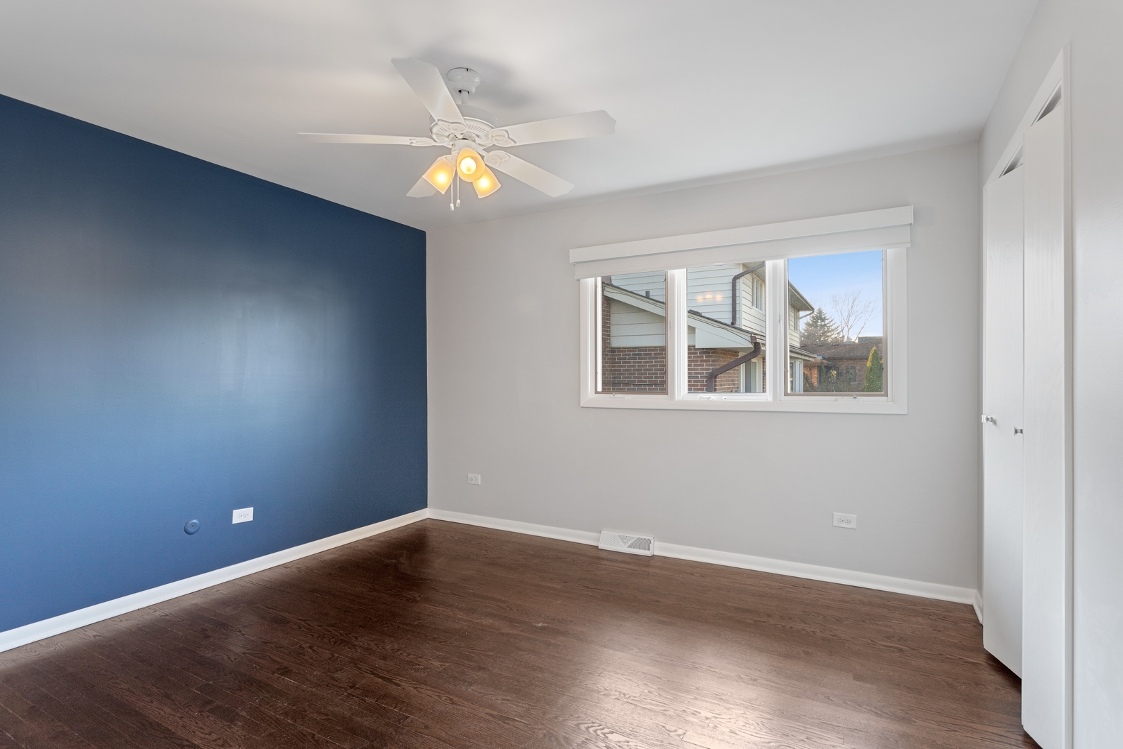 158 Chaucer Court