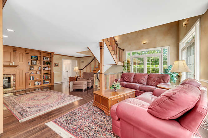 30 Windsor Drive