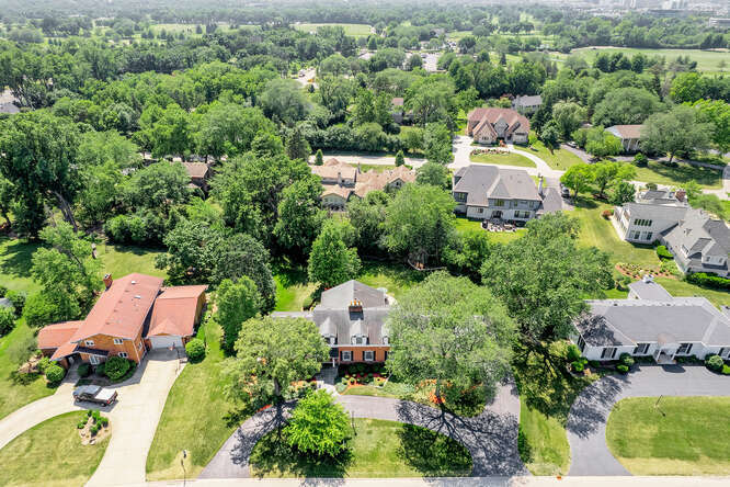 30 Windsor Drive