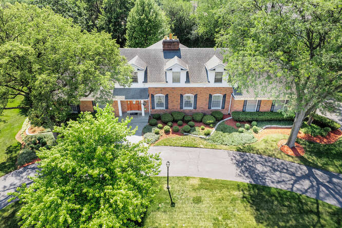 30 Windsor Drive