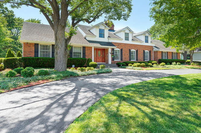 30 Windsor Drive
