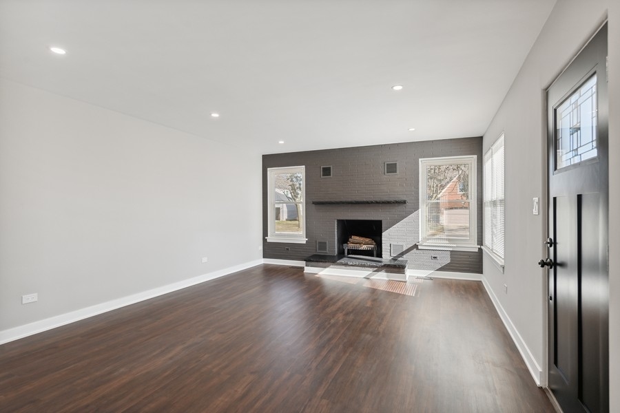 304 N Walnut Street