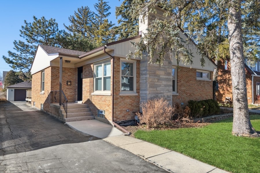 304 N Walnut Street