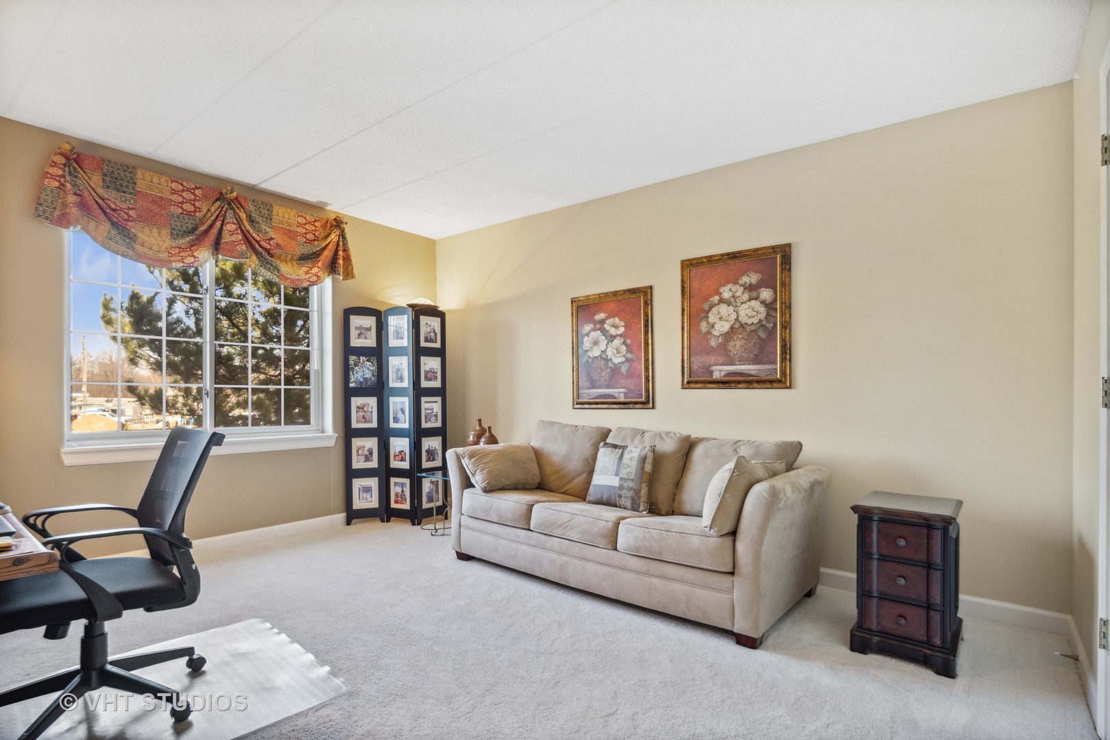 2300 Oakmont Way Unit: 203