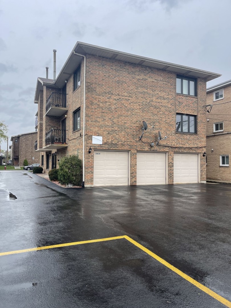 10628 PARKSIDE Avenue Unit: 3E