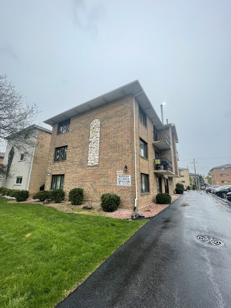 10628 PARKSIDE Avenue Unit: 3E