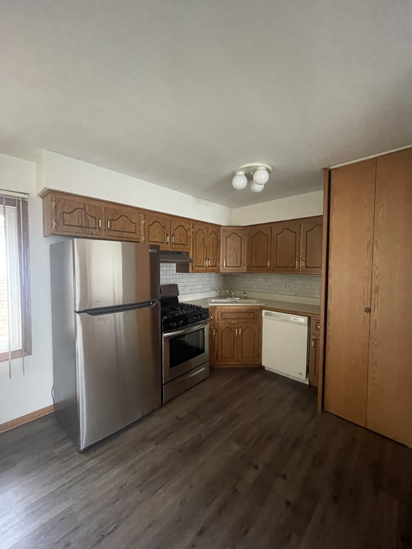 10628 PARKSIDE Avenue Unit: 3E