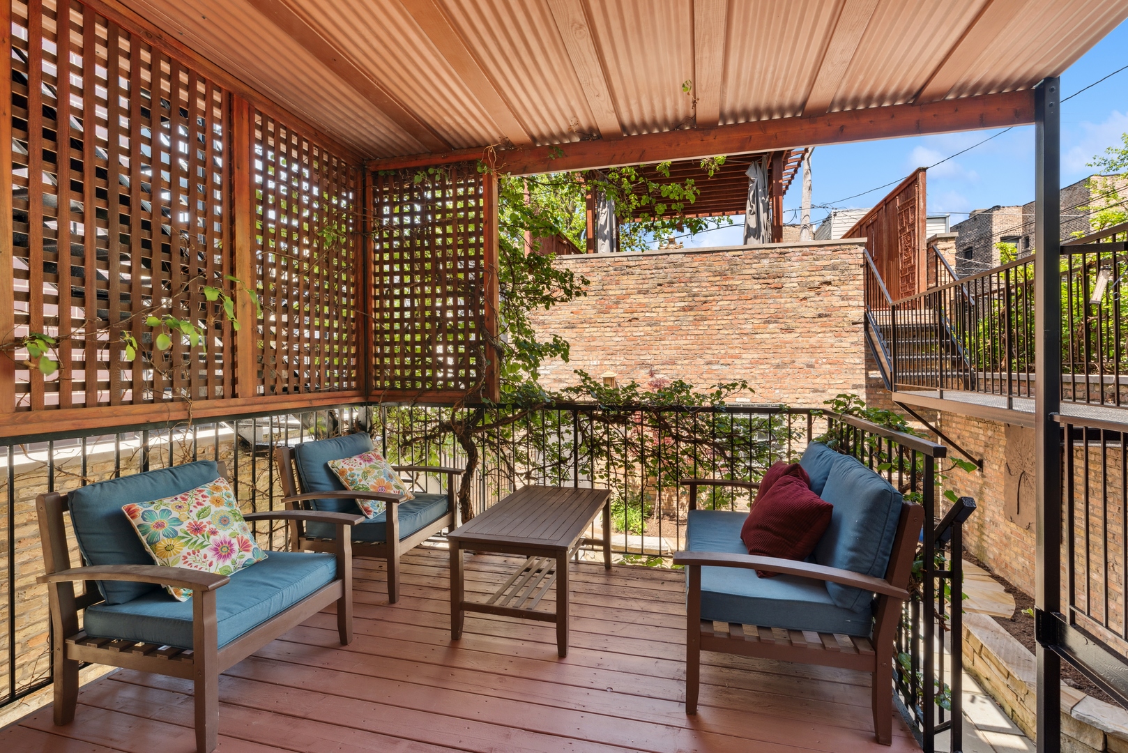 1464 W Winona Street Unit: 1