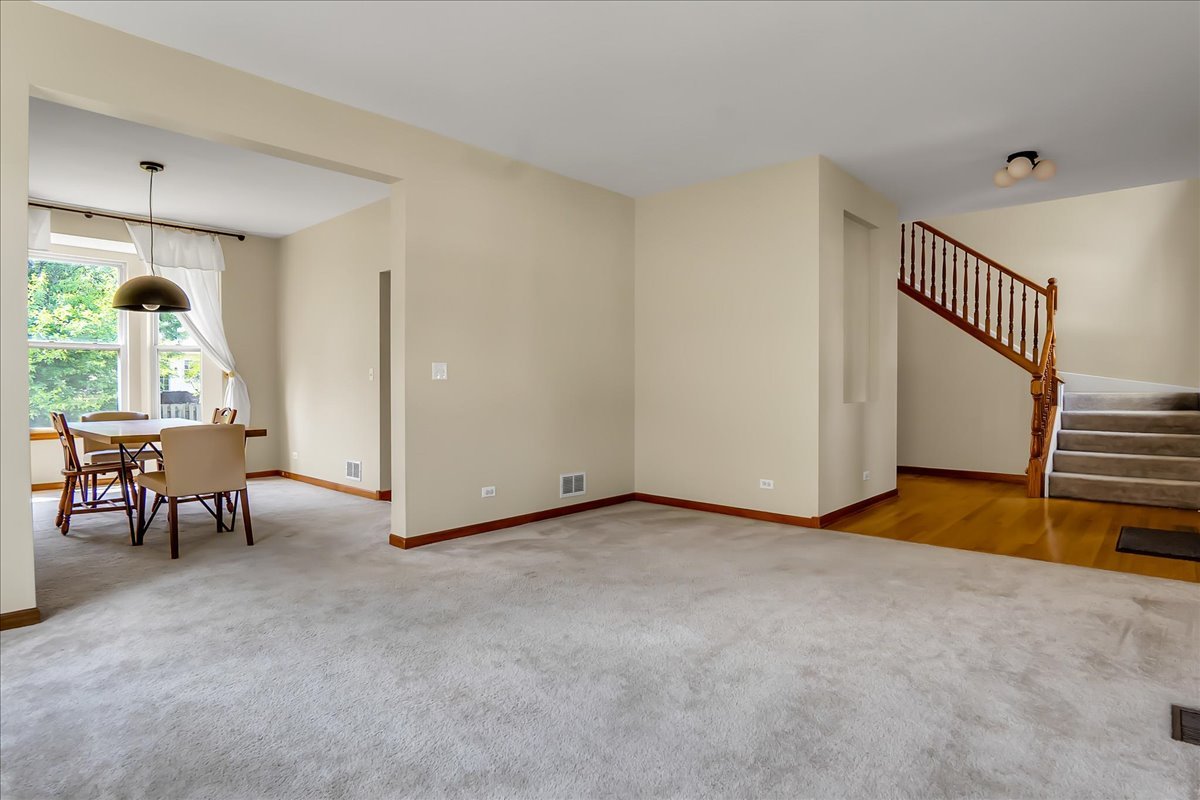 255 Hampton Road