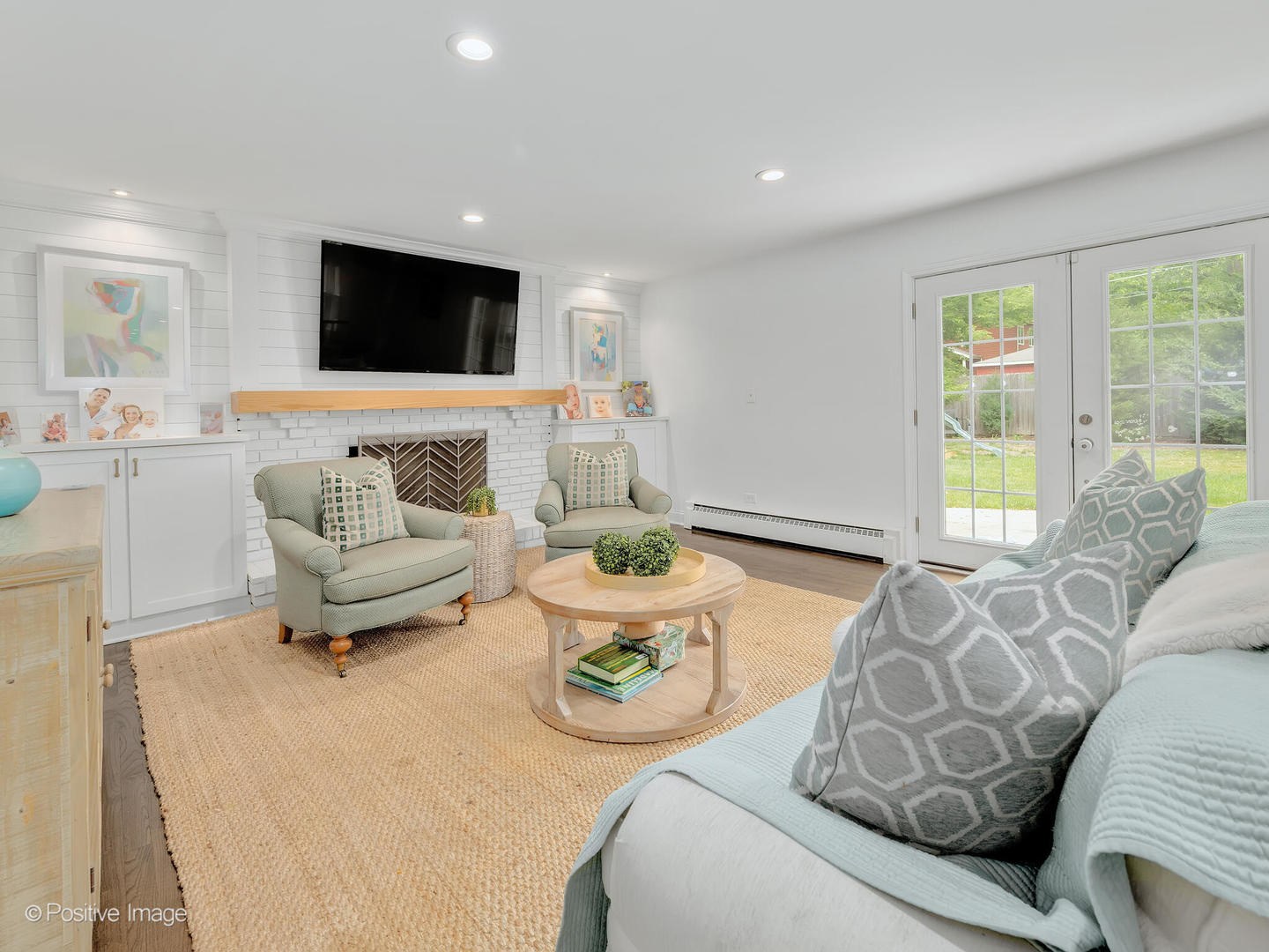 11 Indian Drive