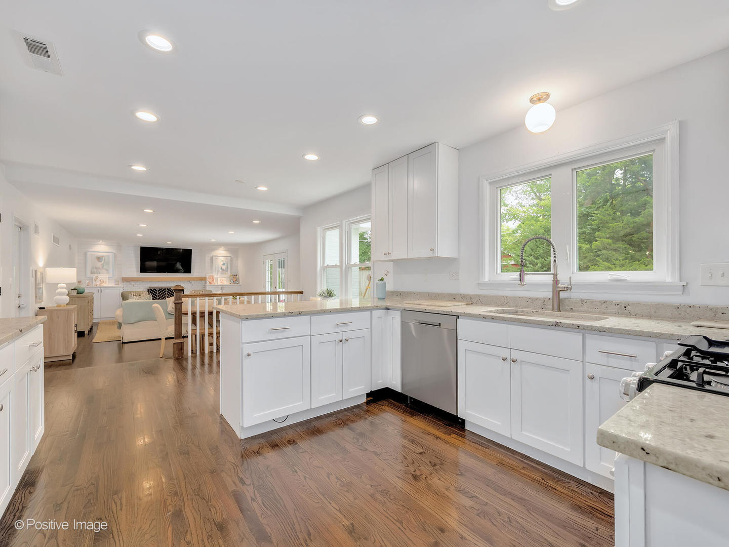 11 Indian Drive