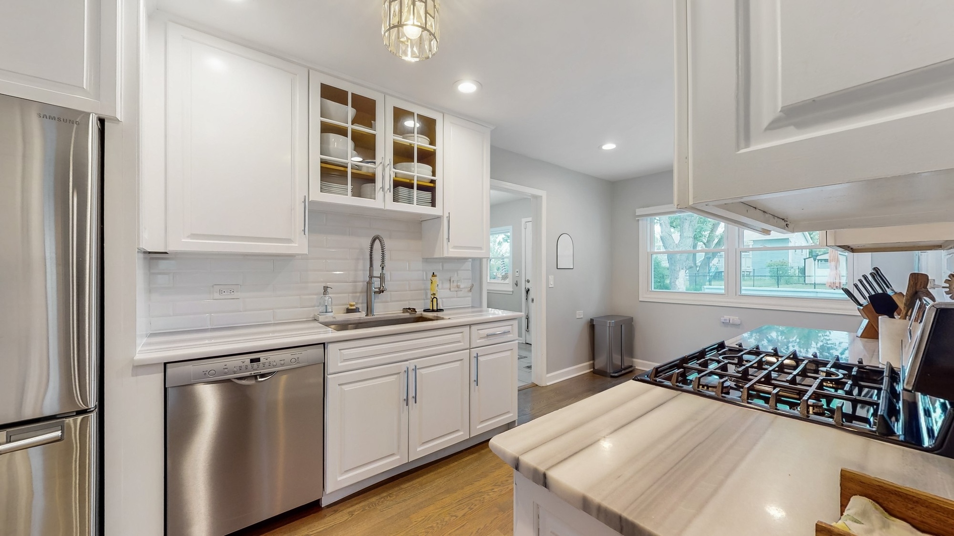 299 W Brantwood Avenue