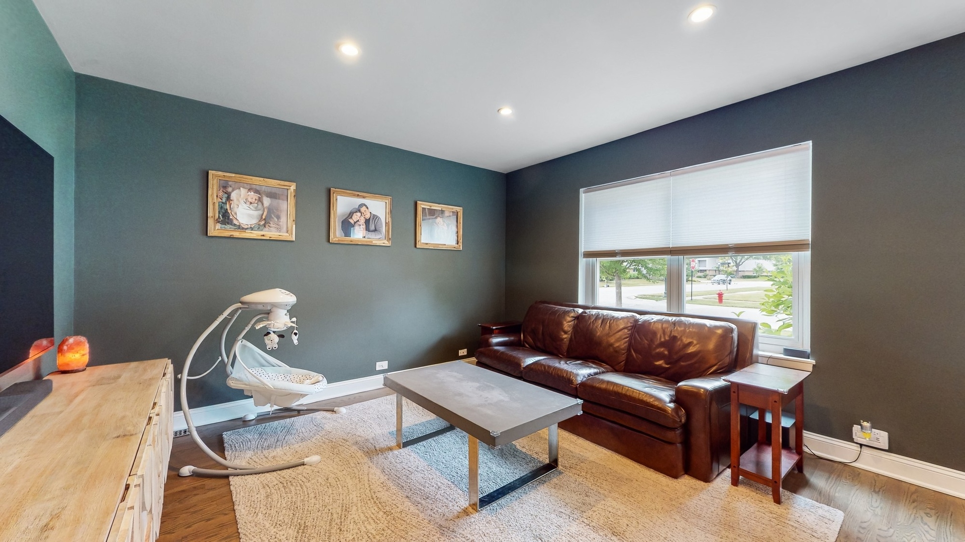 299 W Brantwood Avenue