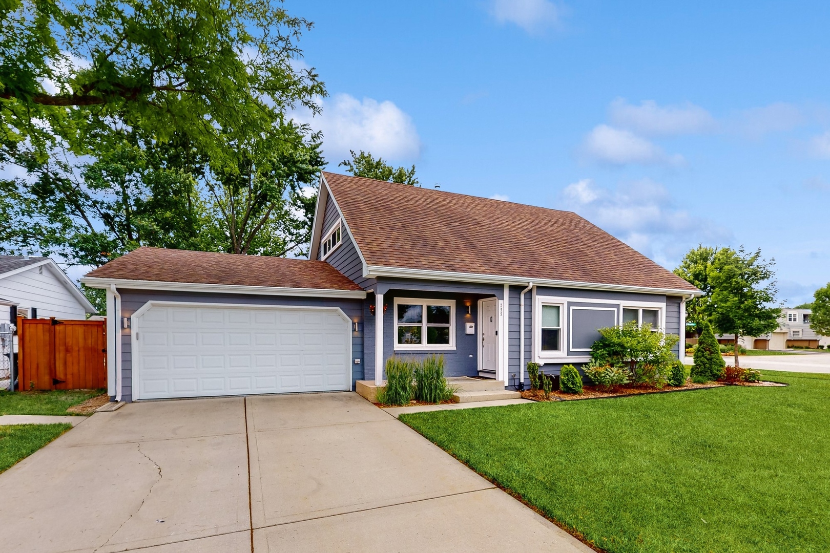 299 W Brantwood Avenue