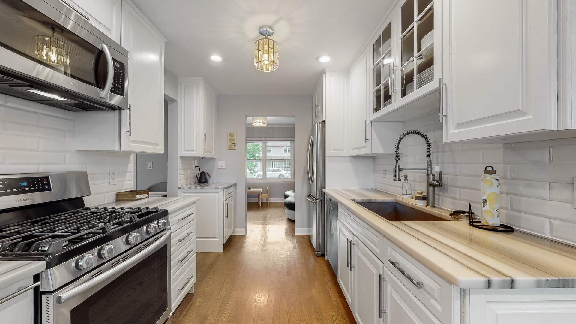 299 W Brantwood Avenue