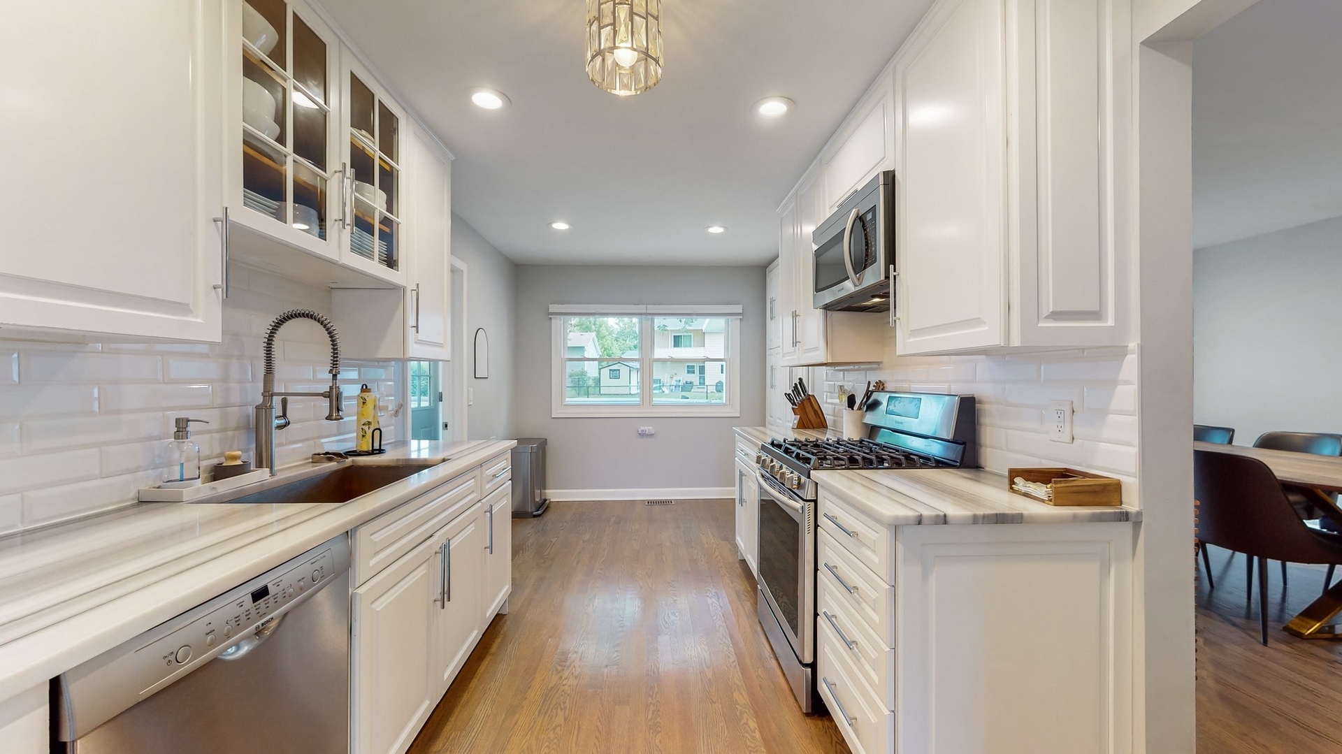 299 W Brantwood Avenue